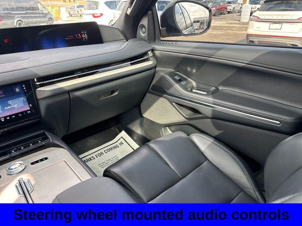 used 2025 Lincoln Navigator car, priced at $93,000