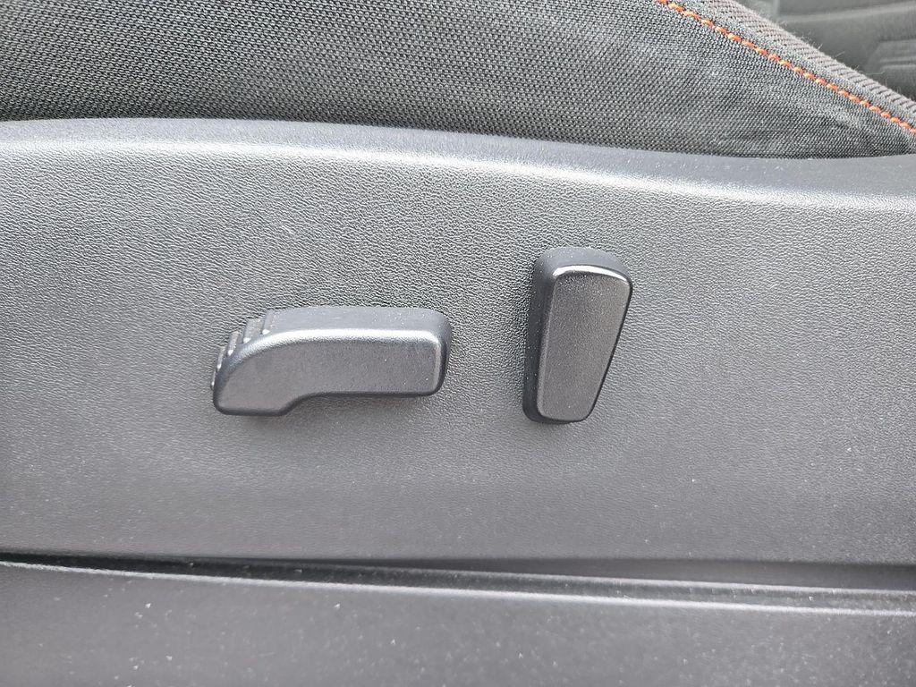 used 2022 Nissan Frontier car, priced at $30,137