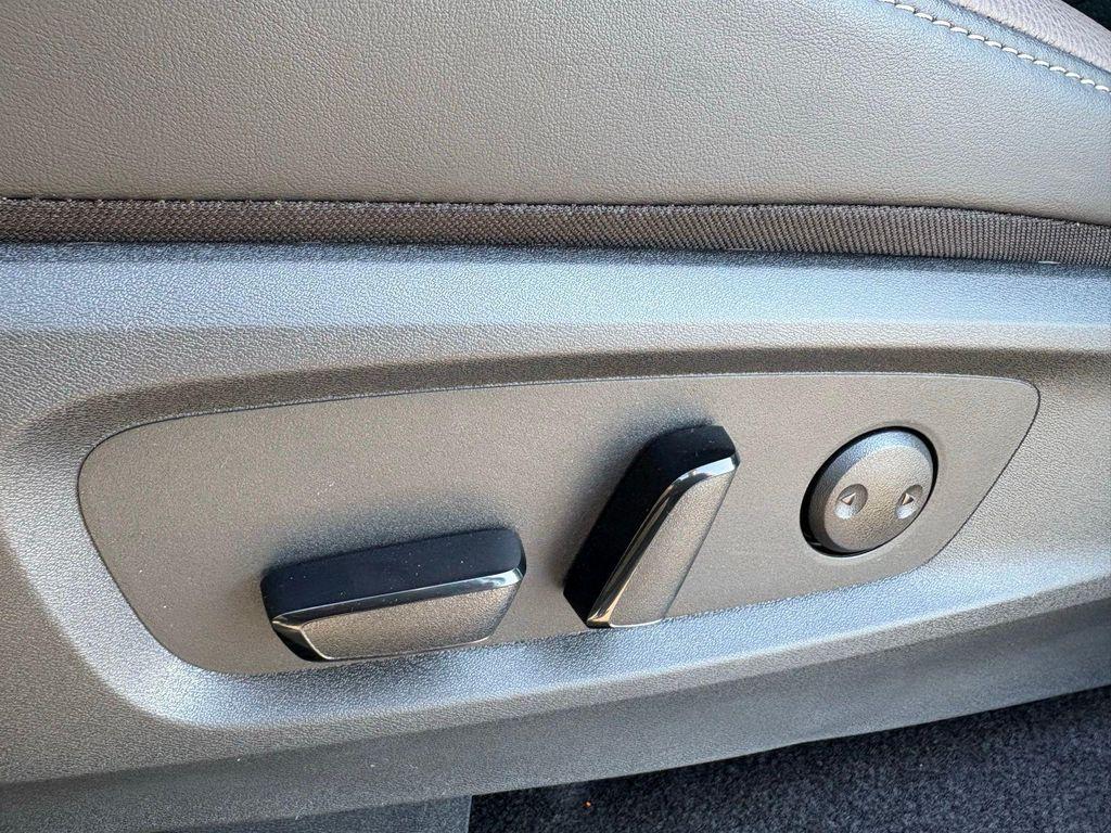 new 2026 Nissan Pathfinder car, priced at $51,128