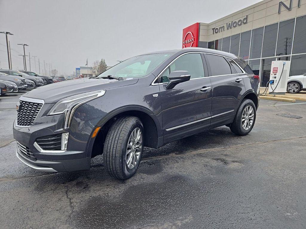 used 2023 Cadillac XT5 car, priced at $32,184