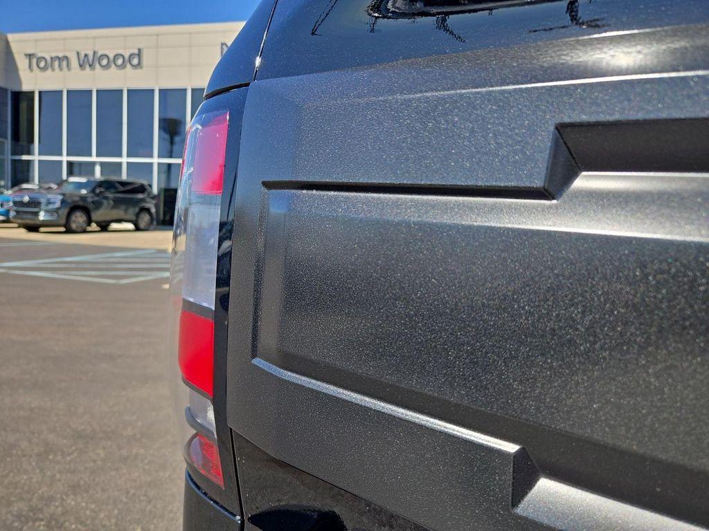 new 2026 Nissan Frontier car, priced at $50,245