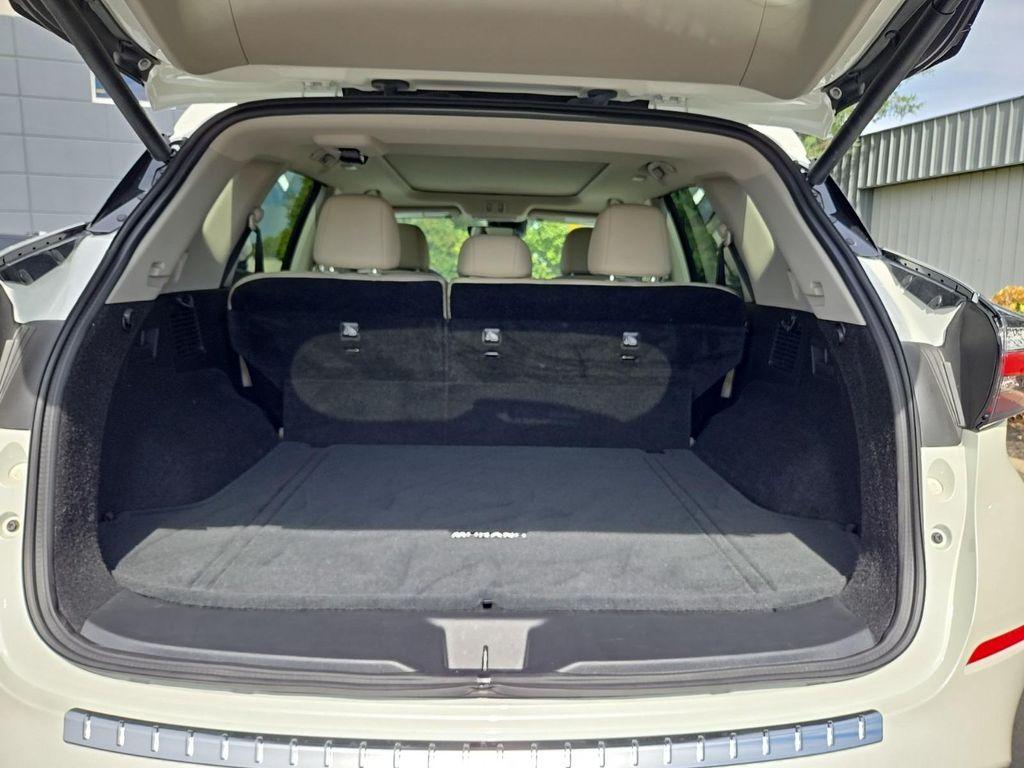 2024 Pearl White Tricoat Nissan Murano