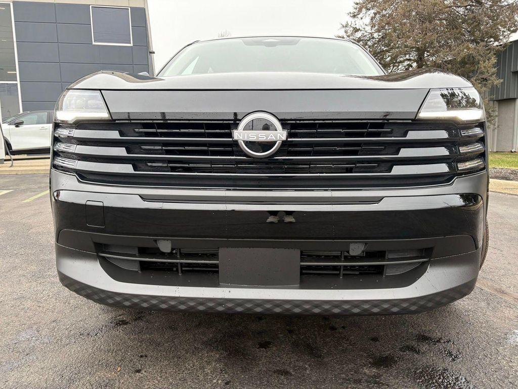 new 2026 Nissan Kicks car, priced at $23,672