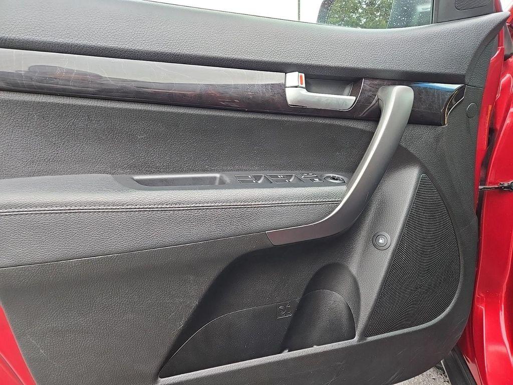 used 2015 Kia Sorento car, priced at $6,982