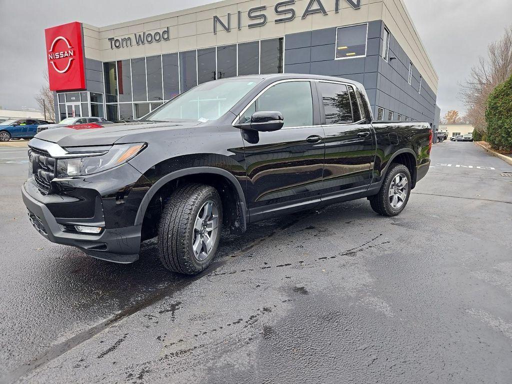 used 2025 Honda Ridgeline car, priced at $35,884