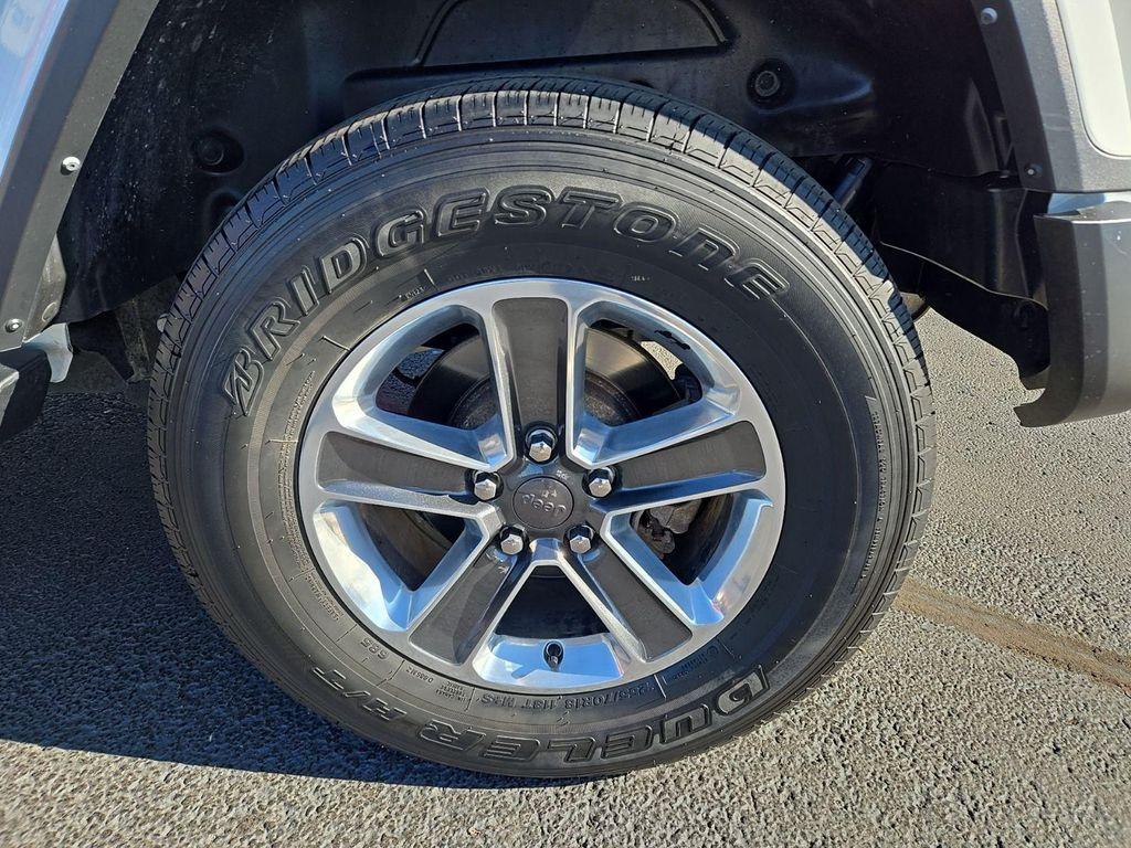 used 2021 Jeep Wrangler Unlimited car, priced at $28,697