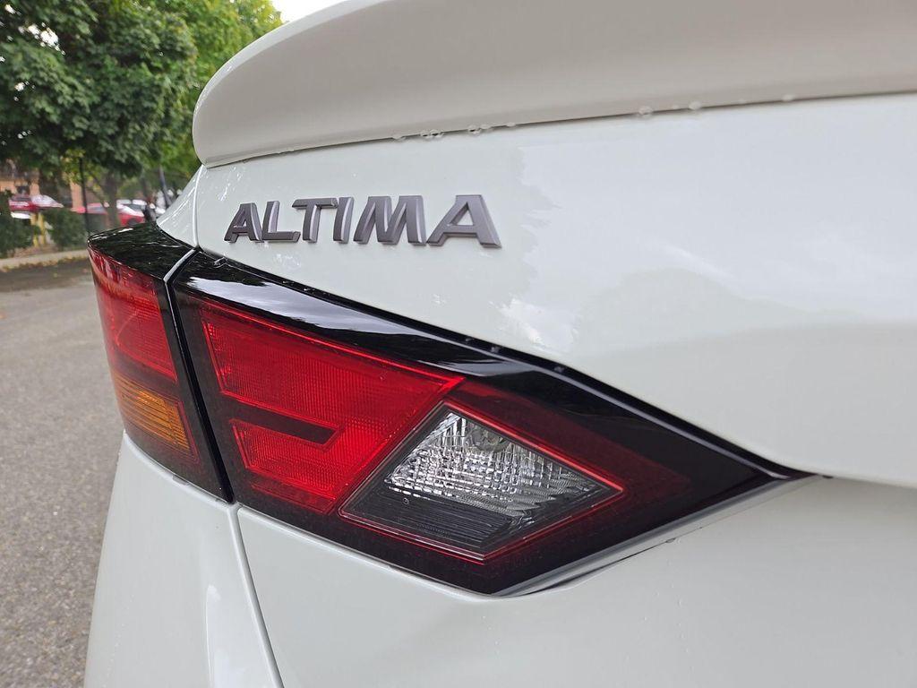new 2025 Nissan Altima car, priced at $28,894