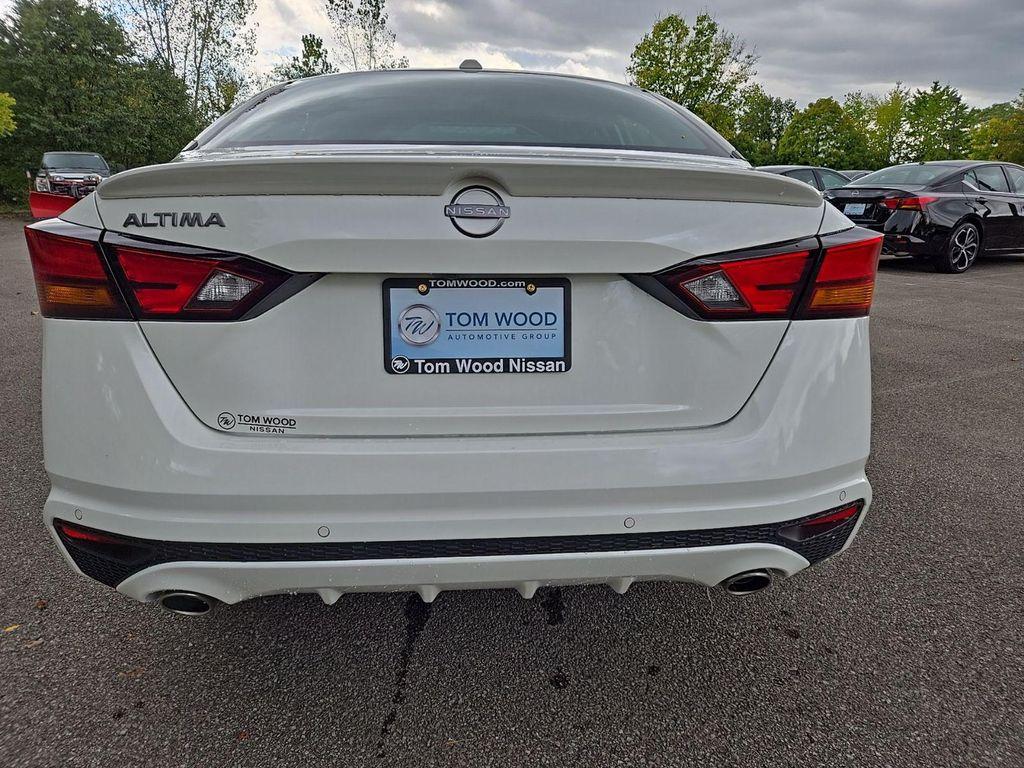 new 2025 Nissan Altima car, priced at $28,894