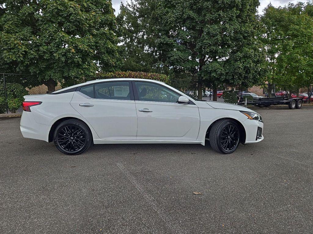 new 2025 Nissan Altima car, priced at $28,894