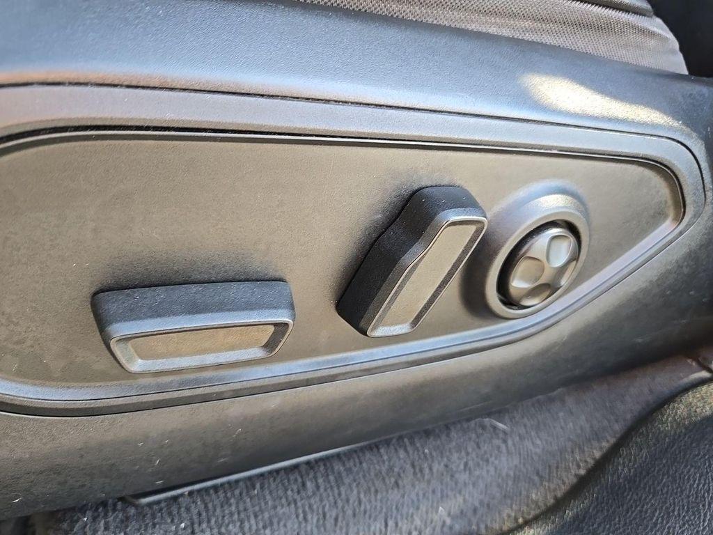 used 2022 Jeep Grand Cherokee L car, priced at $28,519