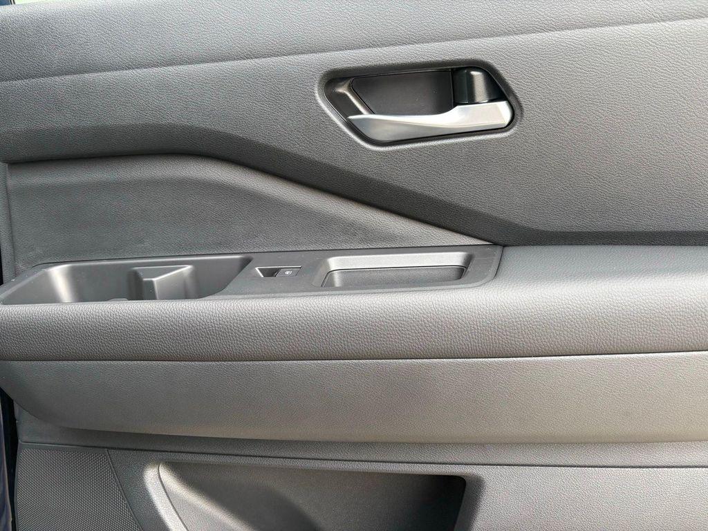 new 2026 Nissan Pathfinder car, priced at $42,981