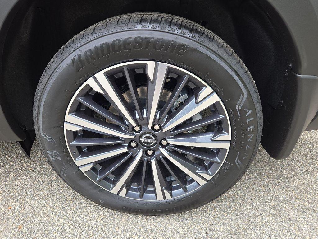 new 2026 Nissan Pathfinder car, priced at $49,777