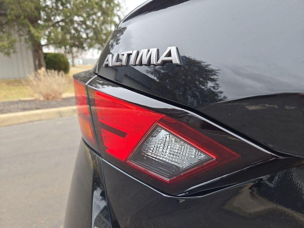 used 2023 Nissan Altima car, priced at $22,438