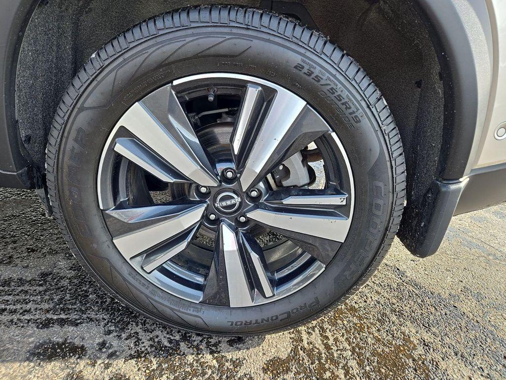 used 2023 Nissan Rogue car, priced at $27,767