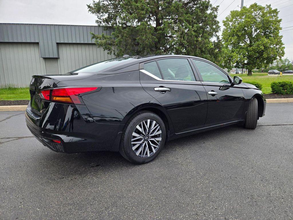 used 2023 Nissan Altima car, priced at $24,237