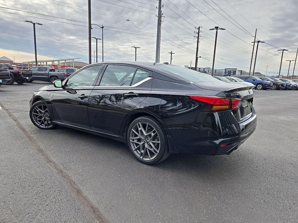 used 2023 Nissan Altima car, priced at $25,967