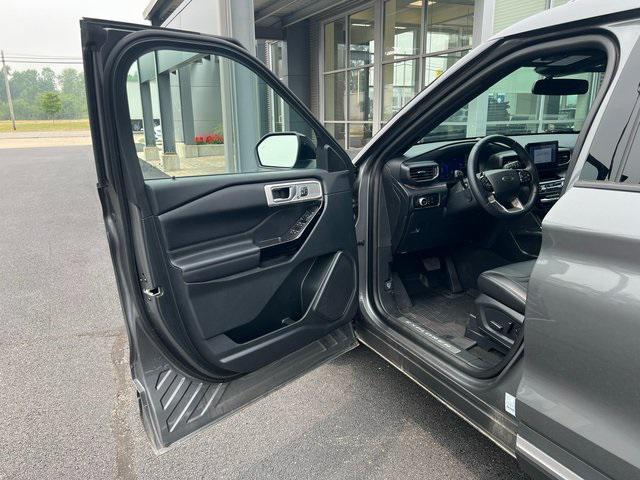 used 2023 Ford Explorer car, priced at $43,912