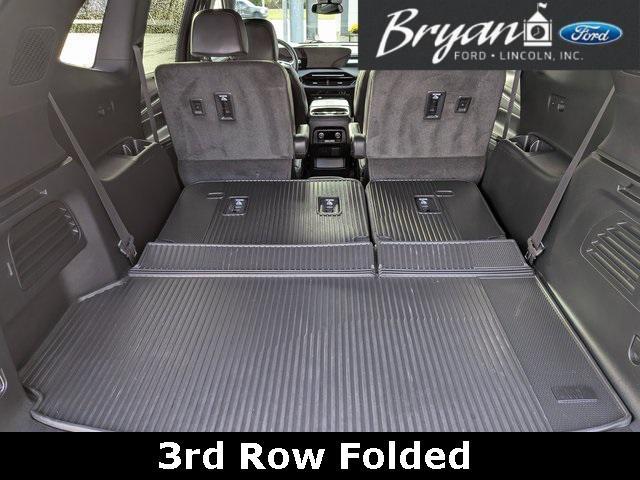 used 2025 Buick Enclave car, priced at $36,264