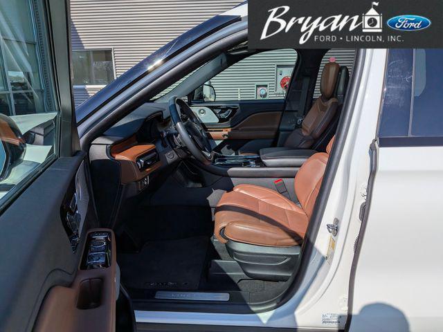 used 2023 Lincoln Aviator car, priced at $46,802