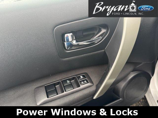 used 2014 Nissan Rogue Select car, priced at $7,004