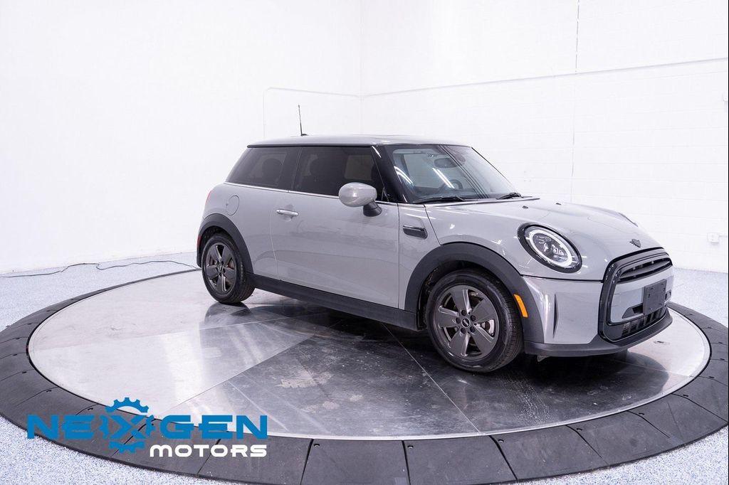 used 2023 MINI Hardtop car, priced at $15,950