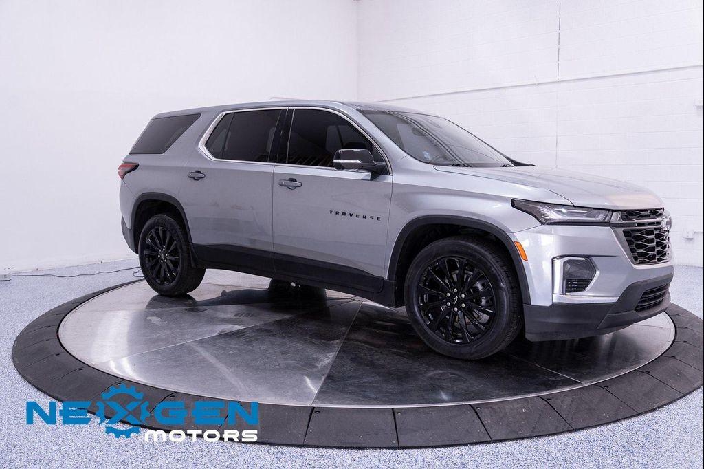 used 2023 Chevrolet Traverse car, priced at $23,000
