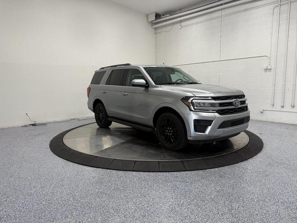 used 2024 Ford Expedition car, priced at $40,995