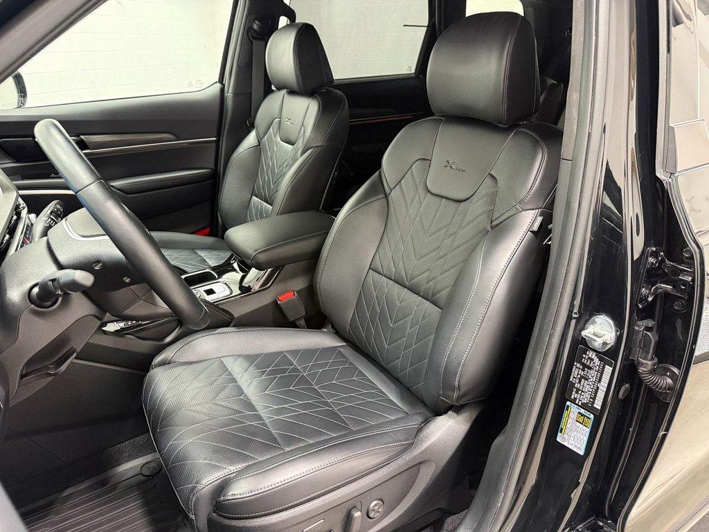 used 2025 Kia Telluride car, priced at $36,995