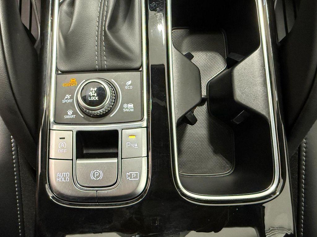 used 2025 Kia Telluride car, priced at $36,995