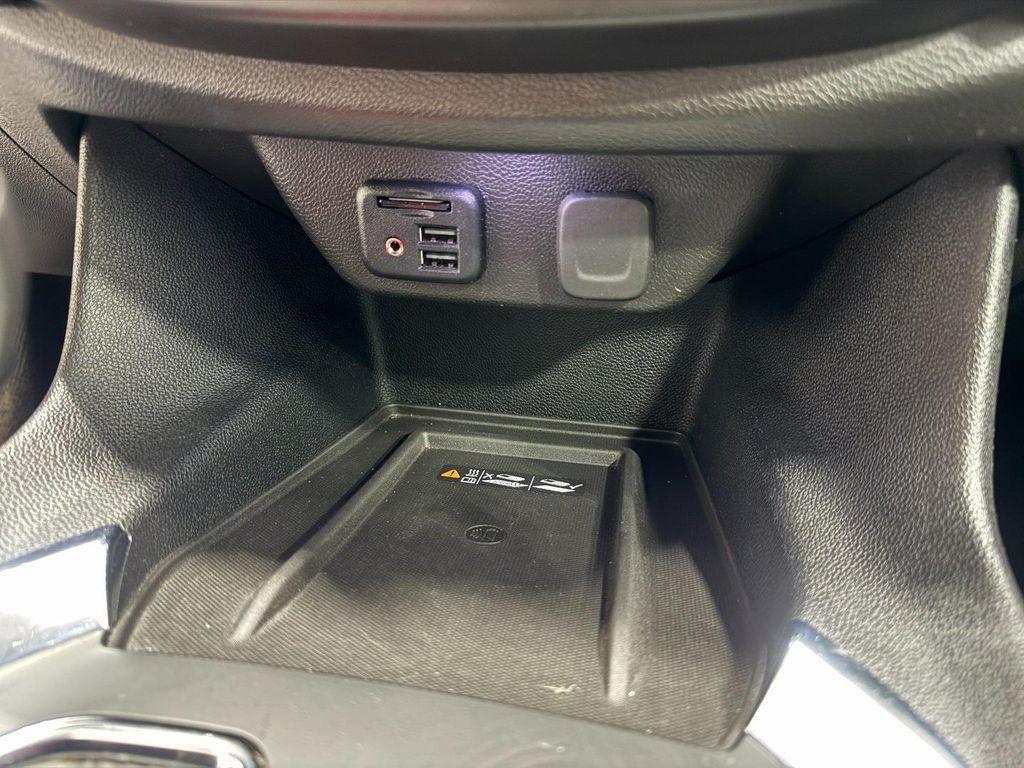 used 2021 Chevrolet Traverse car, priced at $24,750