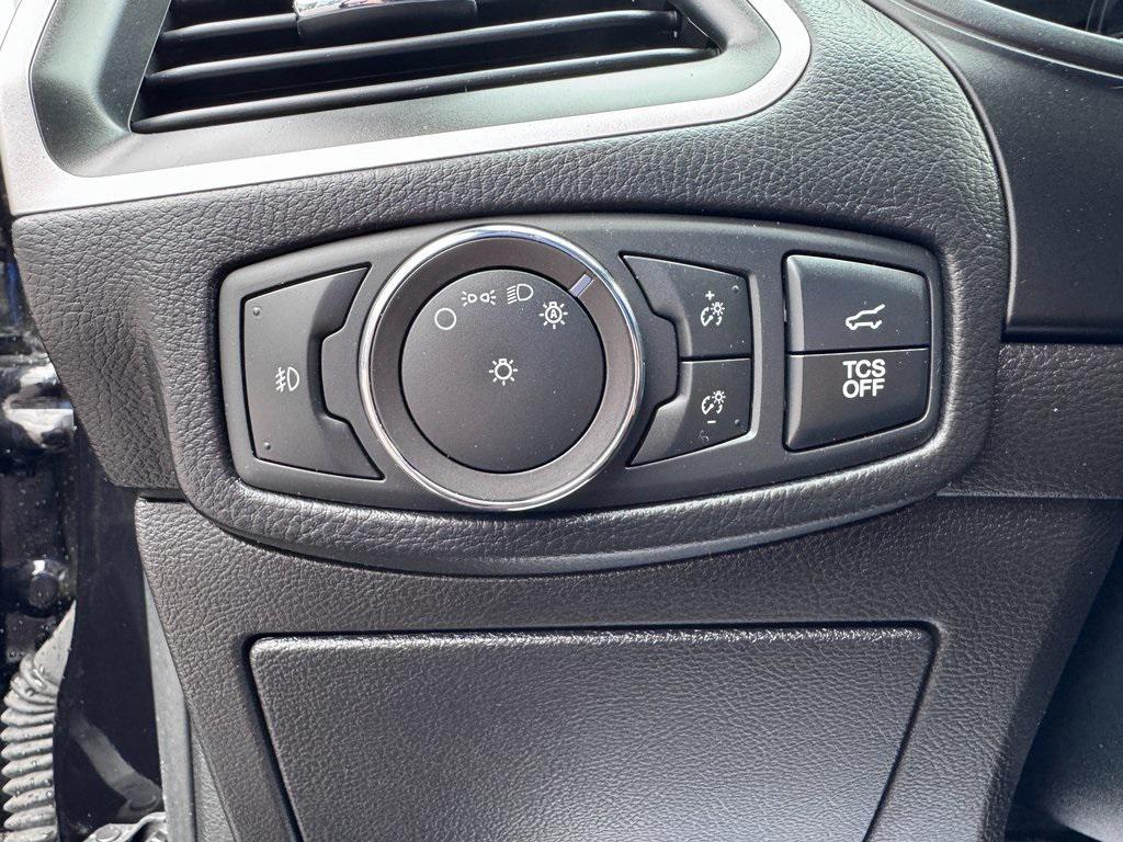 used 2022 Ford Edge car, priced at $24,995