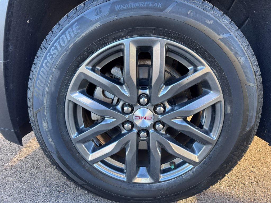 used 2019 GMC Acadia car, priced at $19,333