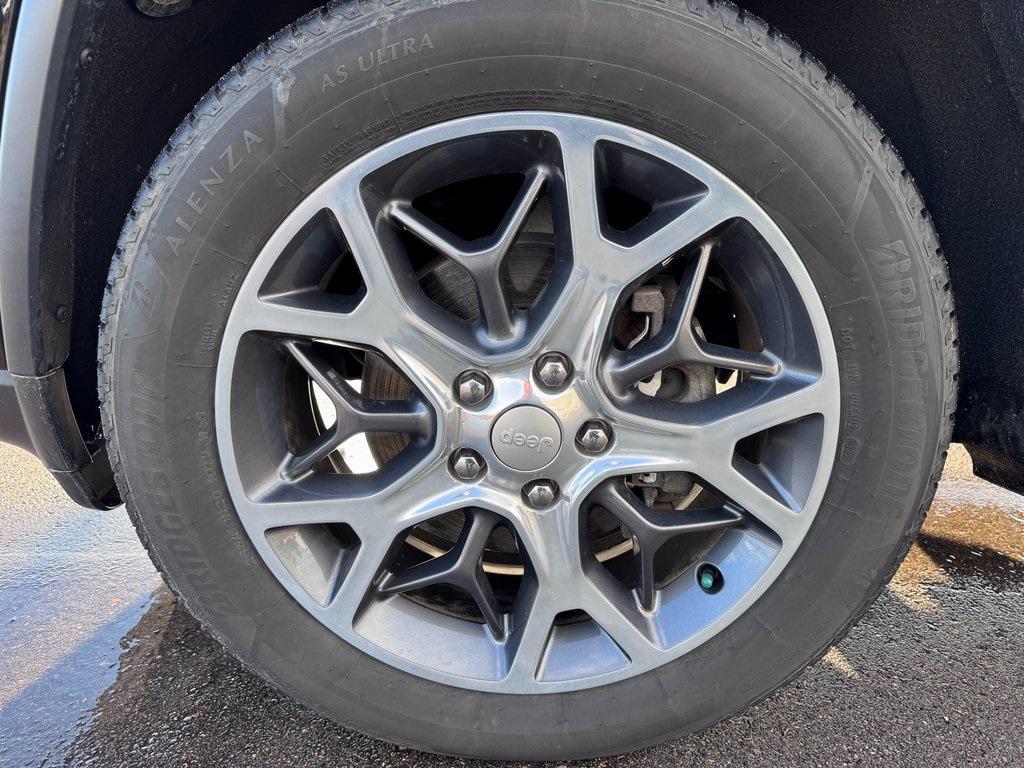 used 2019 Jeep Grand Cherokee car, priced at $18,514