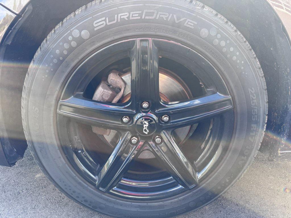 used 2015 Chevrolet Malibu car, priced at $11,995