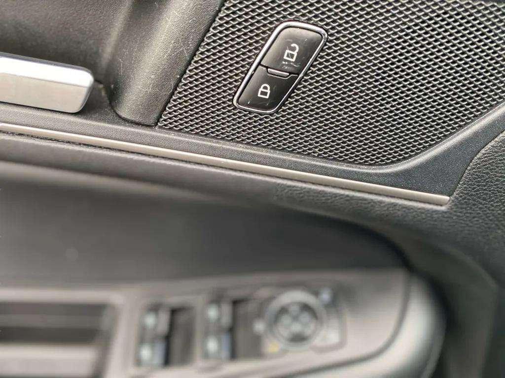 used 2023 Ford Edge car, priced at $26,995