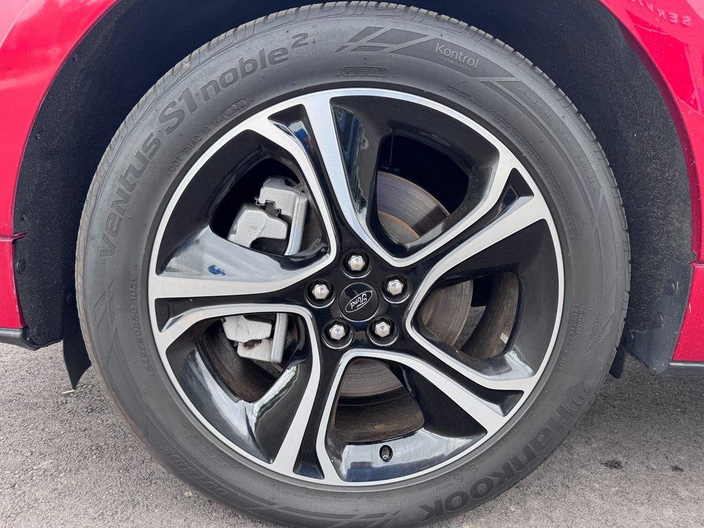 used 2024 Ford Edge car, priced at $36,997