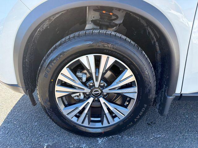 used 2023 Nissan Rogue car, priced at $22,998