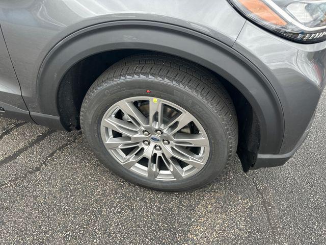 new 2026 Ford Explorer car, priced at $44,566