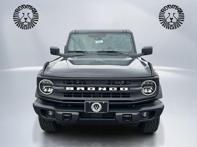 new 2025 Ford Bronco car, priced at $49,281