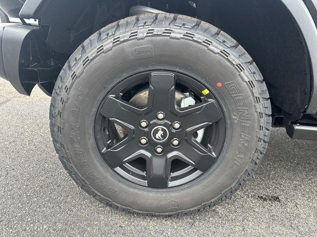 new 2025 Ford Bronco car, priced at $49,281