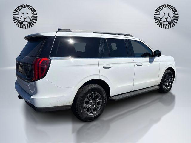 used 2025 Ford Expedition car, priced at $54,868