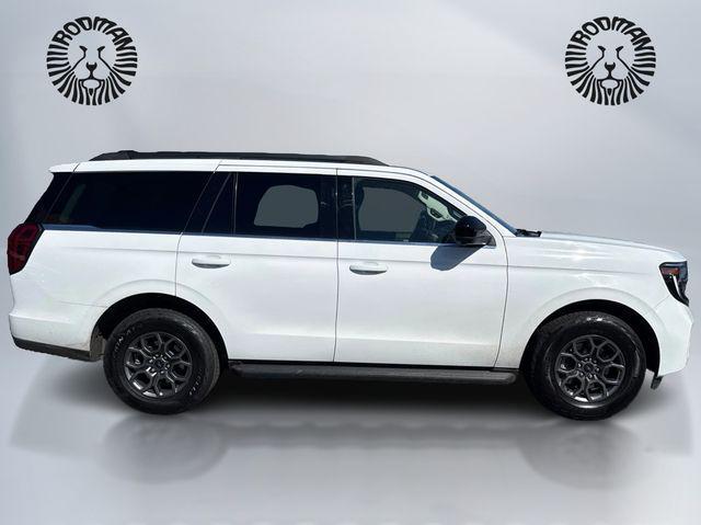 used 2025 Ford Expedition car, priced at $54,868