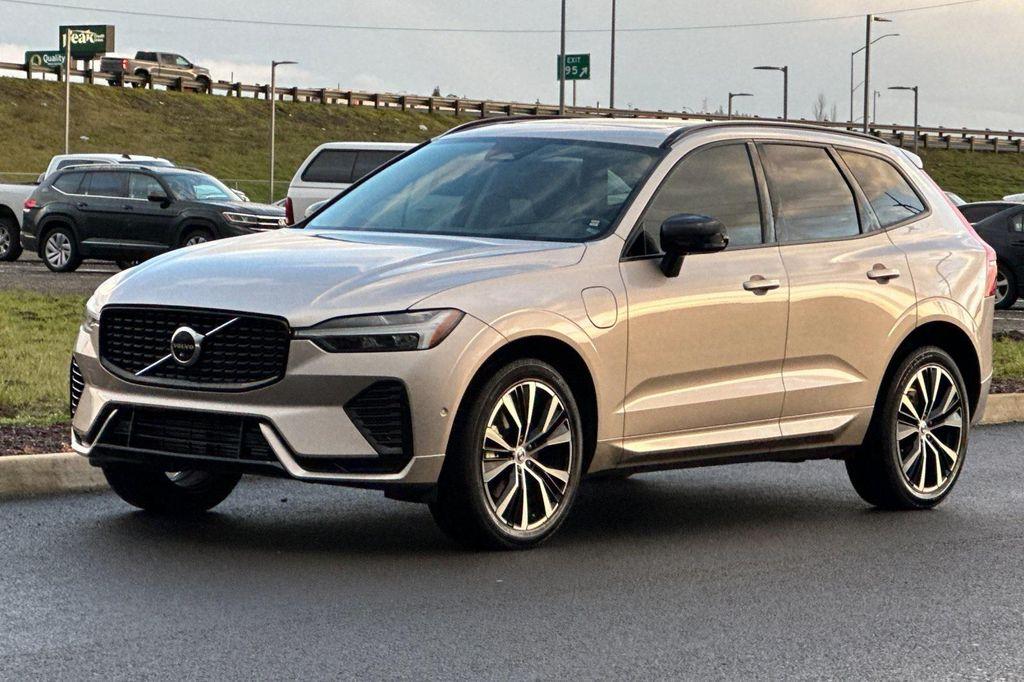 used 2023 Volvo XC60 Recharge Plug-In Hybrid car, priced at $44,888