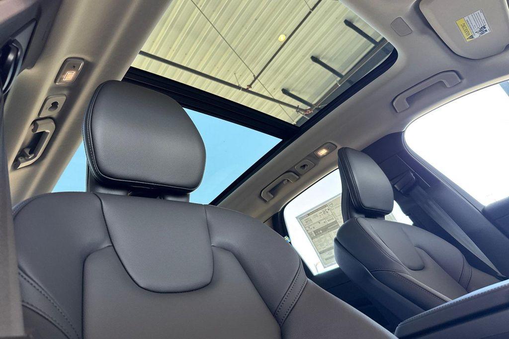 new 2025 Volvo XC60 car, priced at $51,030