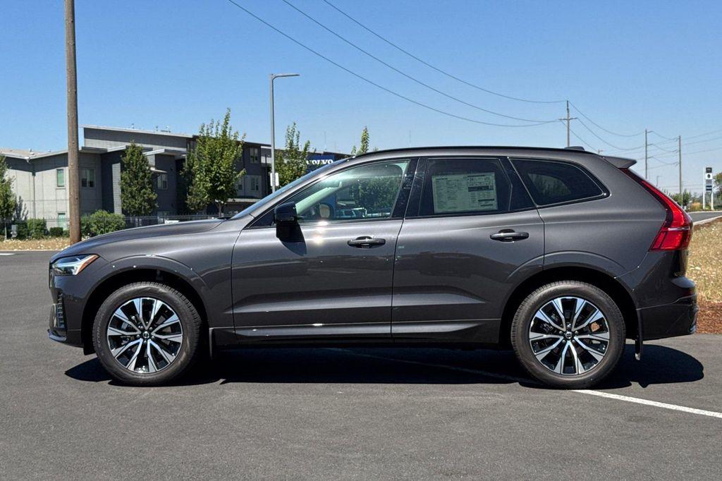 new 2025 Volvo XC60 car, priced at $51,030
