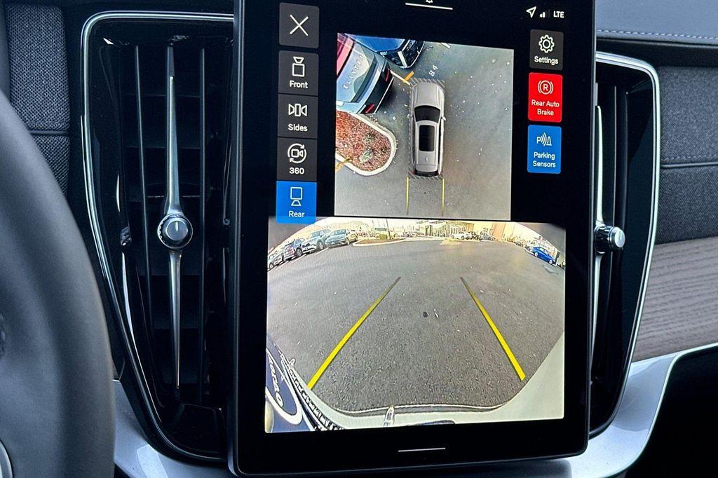 new 2026 Volvo XC90 Plug-In Hybrid car, priced at $81,875