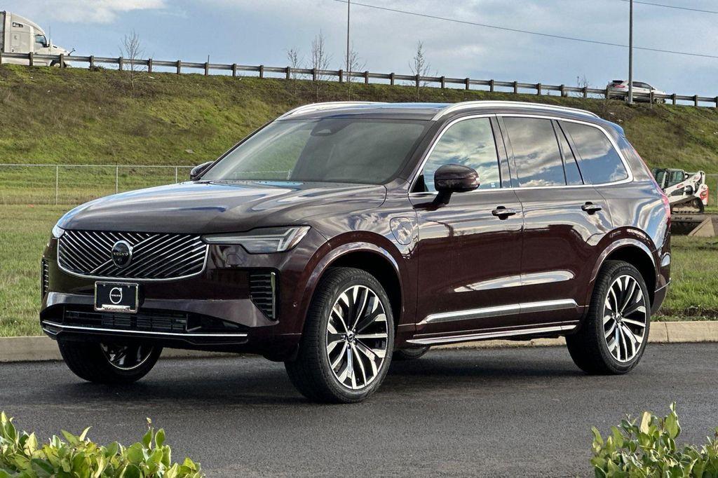 new 2026 Volvo XC90 Plug-In Hybrid car, priced at $83,625