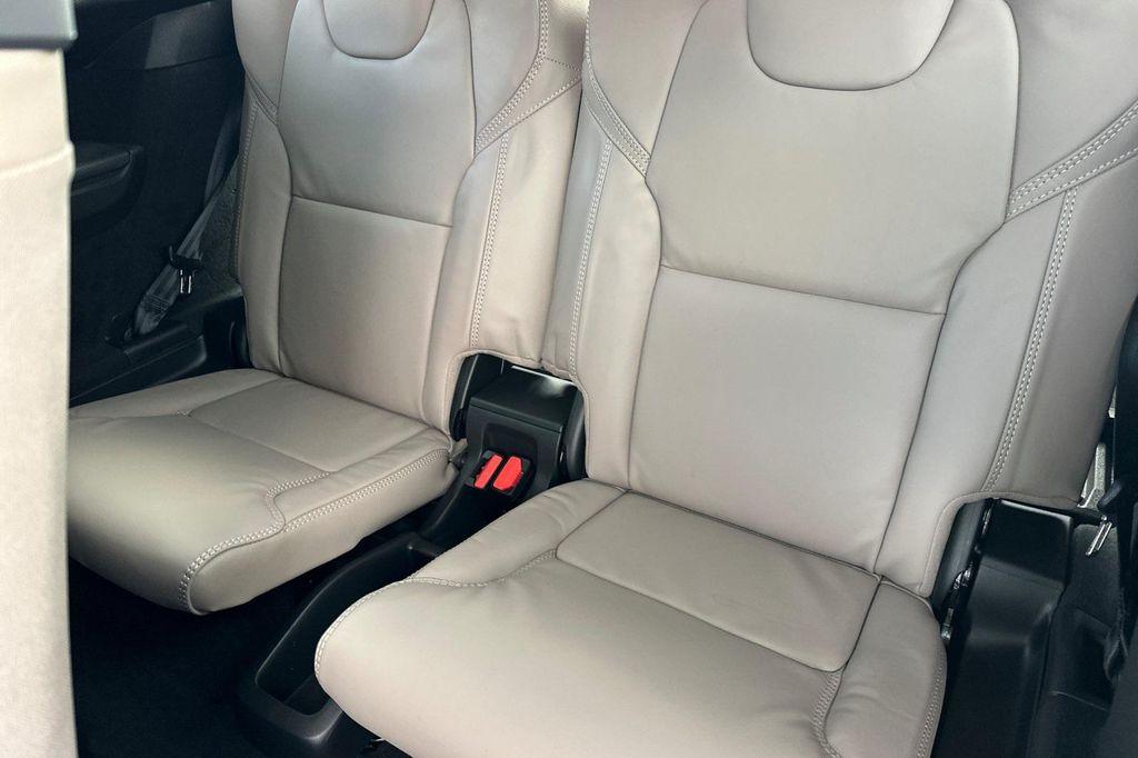 new 2026 Volvo XC90 Plug-In Hybrid car, priced at $83,625