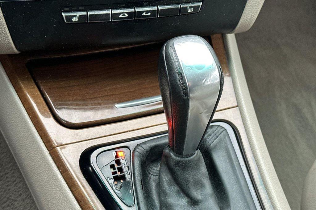 used 2009 BMW 128 car, priced at $5,888