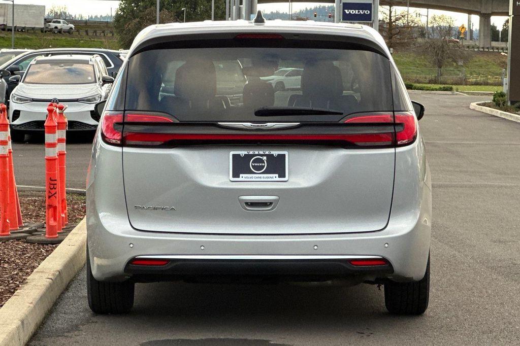 used 2024 Chrysler Pacifica car, priced at $23,917